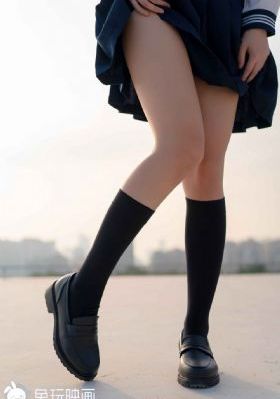 美女和老师拔萝卜_HD日本电影在线