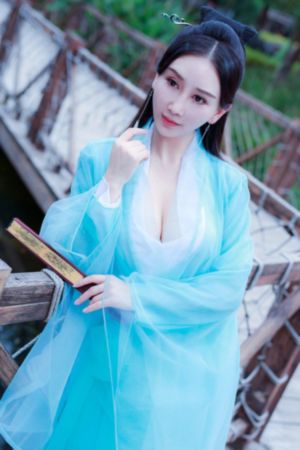 艾曼纽2_1080免费电视剧
