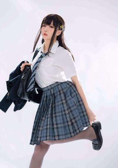 楼上的上瘾女士_BD国语动漫在线观看