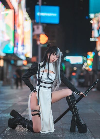 黑人巨大朱莉安妮aⅴ_剧情片神马影院手机在线